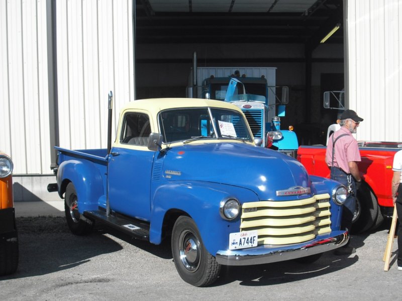 chevy31002.jpg