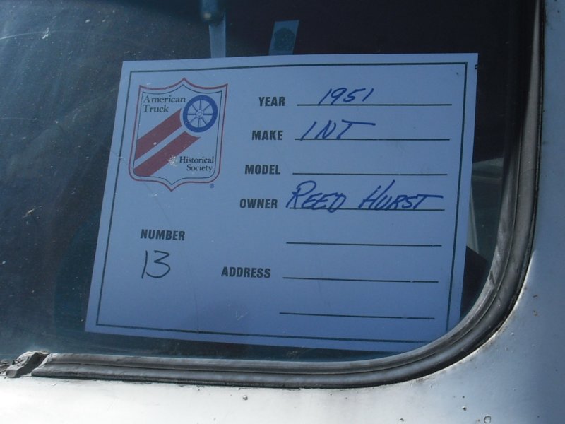 international01.jpg