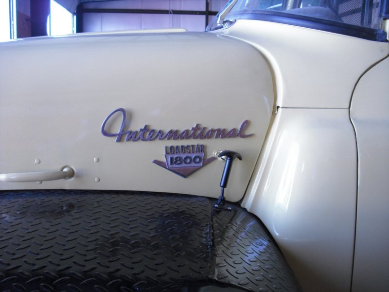 international18004.jpg