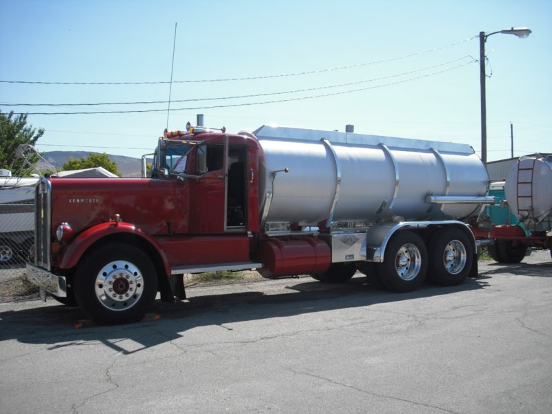 kenworthtanker2.jpg